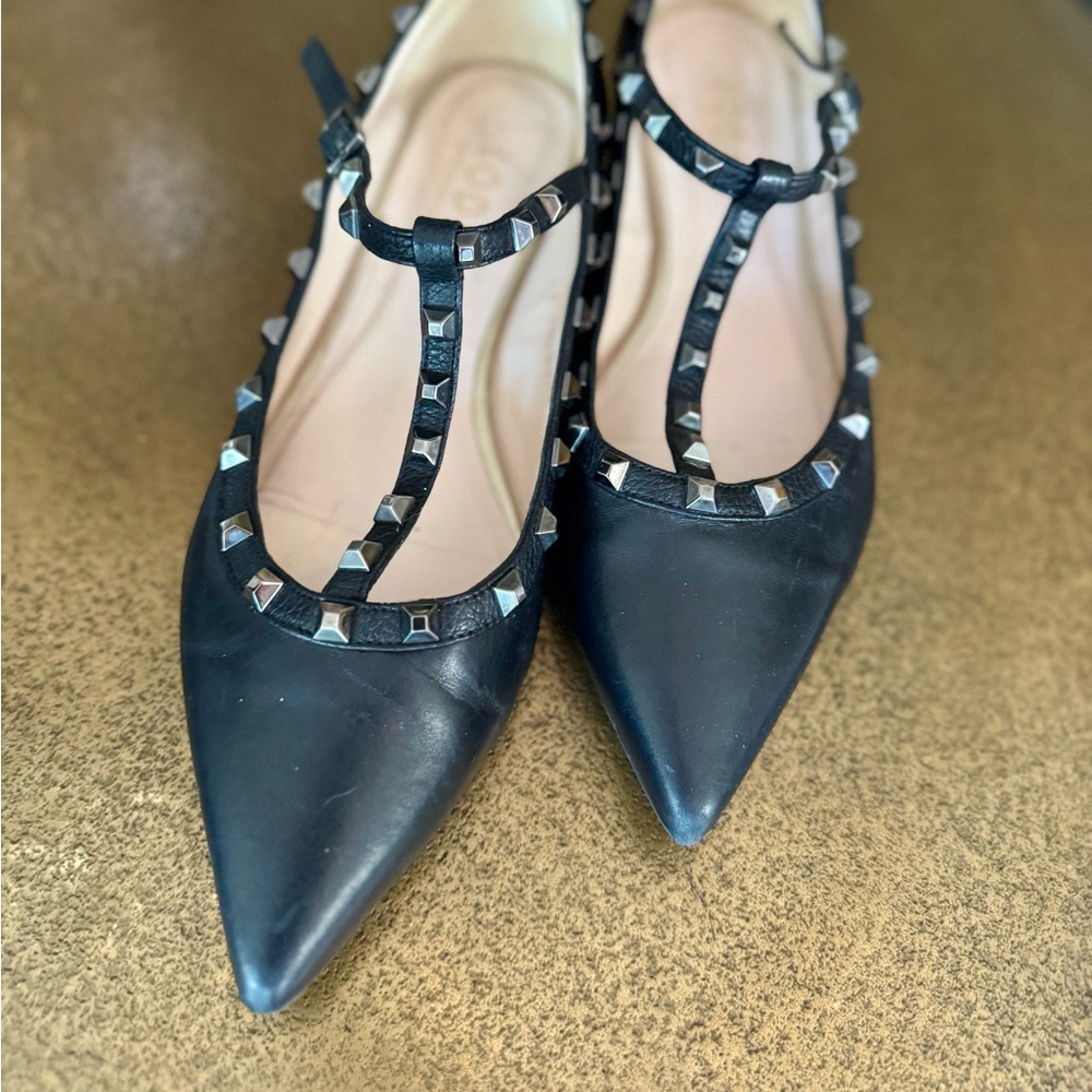 LODI Black Studded T-Strap Pointed Flats Size 40 or size 9 (Valentino Style)